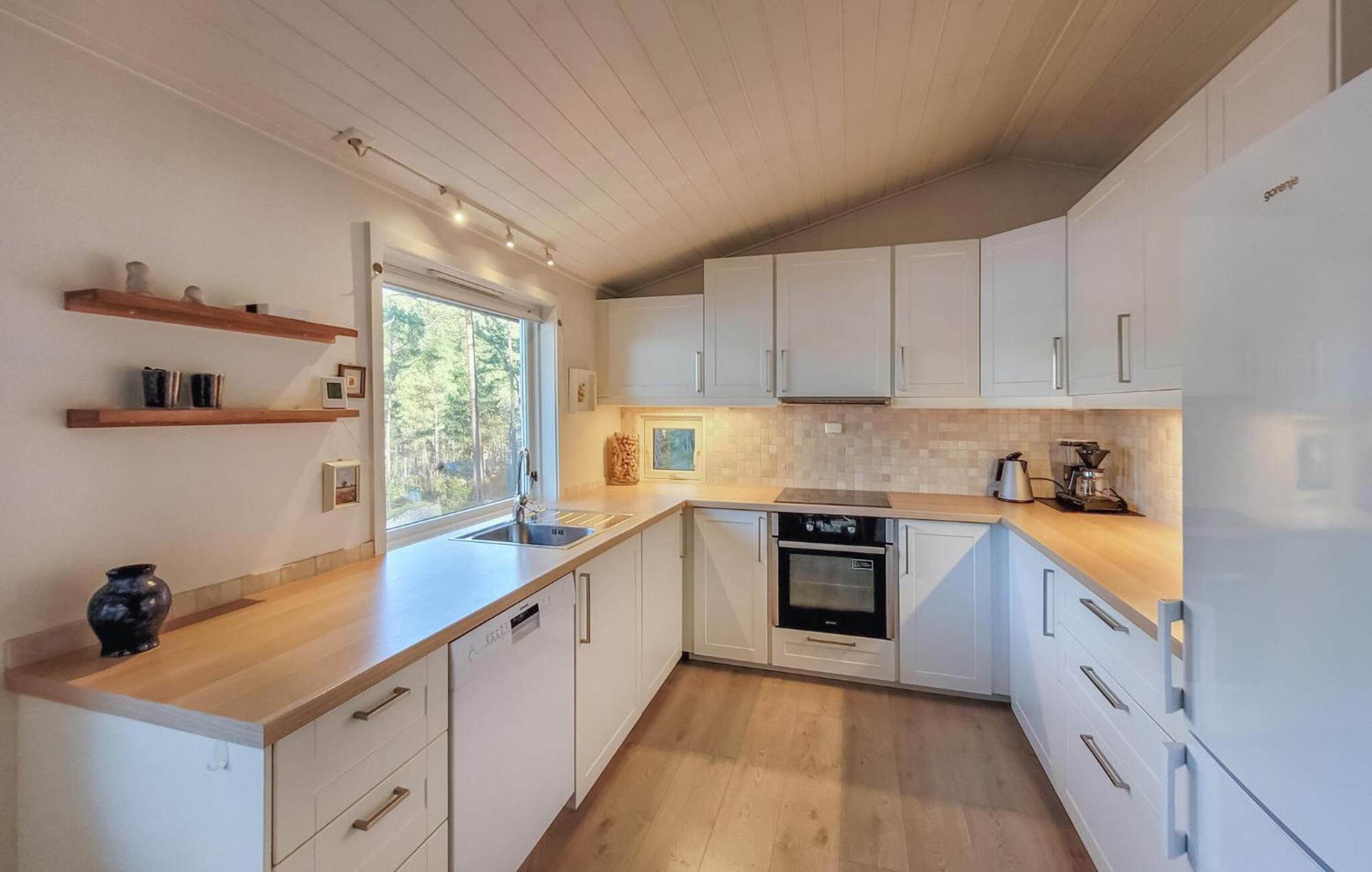 Gorgeous Home In Jorpeland With House Sea View Bagian luar foto